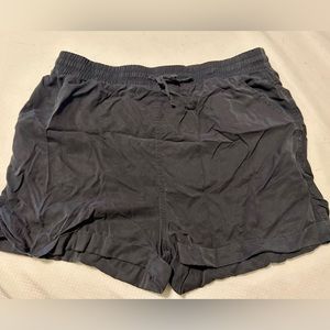 Universal Threads drawstring shorts